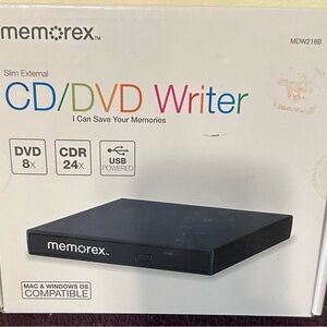 MEMOREX MDW218B Slim External CD/DVD Writer. DVD 8X CDR 24X USB Powered Burner